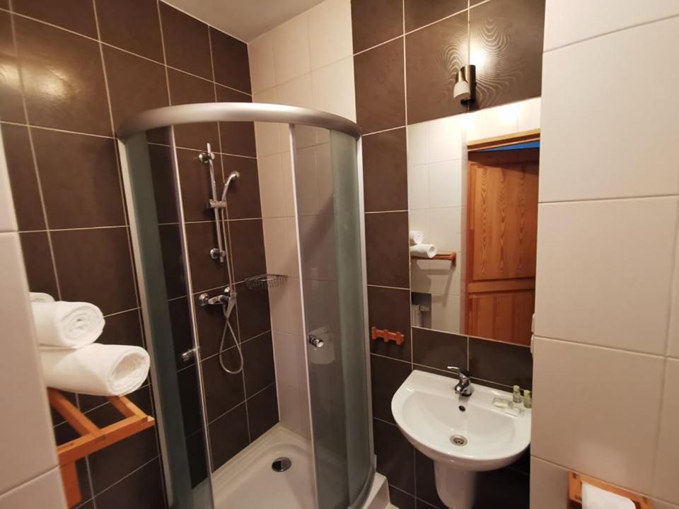 Dobry Klimat Uniejow Buitenkant foto